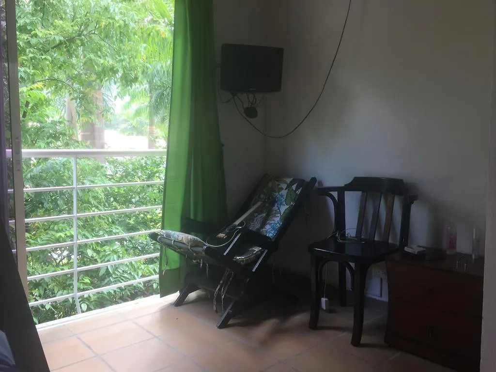 Condominio Agua Azul Medellin 0*,